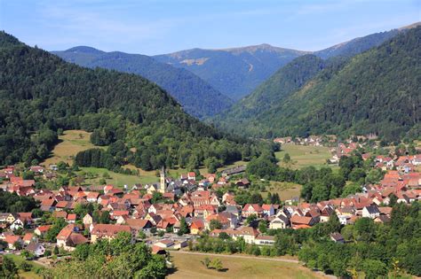 If you're new here, you may be interested in downloading the guide 20 amazing offbeat places in paris. franceonwheels - Alsace and Vosges Mountains - Wine and ridge self-drive motorcycle tourtour