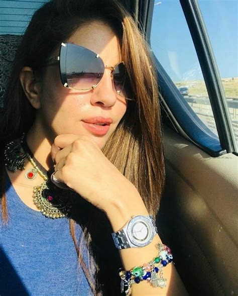 Pin By 👑noor On Pakistani Celebrities Actresses