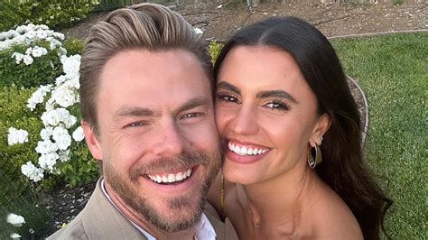 Dwts Derek Hough Shares Update About Wife Hayleys Recovery After
