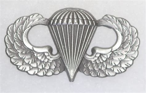 Us Army Full Size Basic Parachute Wing Ab Insignia