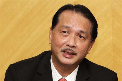 Kredibiliti ketua pengarah kesihatan malaysia tidak boleh disangkal lagi. Jangan Panik, Keadaan Masih Terkawal - KKM - M-Update