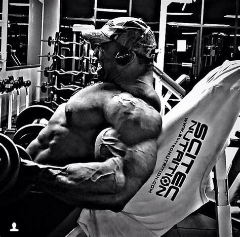 В Bodybuilding Pictures Gym Flooring Body Motivation Swole Personal Goals Muscle Men Male
