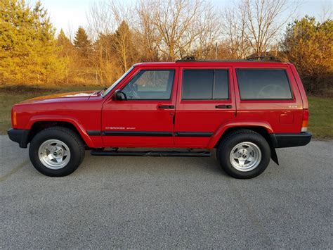 Used 2000 Jeep Cherokee Sport Automobile In Big Bend Wi 4344 Flame Red