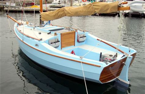 Dudley Dix Yacht Design Cape May 25 Trailable Gaff Cutter