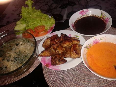 Disini kami kongsikan di bawah ini 9 resepi nasi ayam yang cukup mudah dan sedap untuk anda cuba dirumah. Blog Mama Aisy & Alisya: Resepi Nasi Ayam Mudah & Sedap