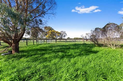 The Ultimate Guide To Buying Acreage Victoria