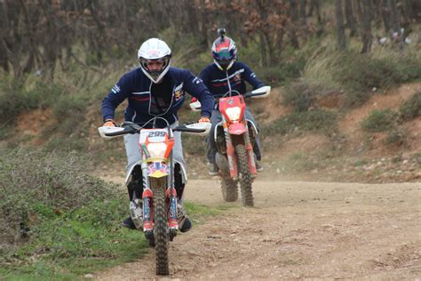 Free Images Motorcycles Young Riders Off Roading Enduro