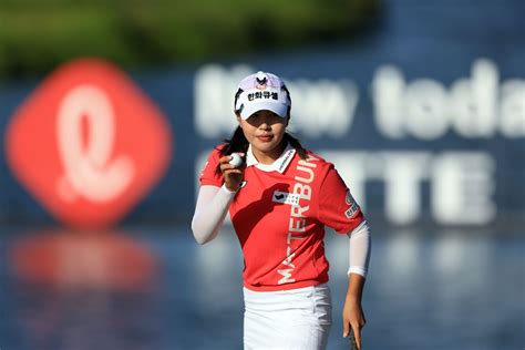 Yu Jin Sung Takes One Shot Lead Into Lotte Championship Finale The