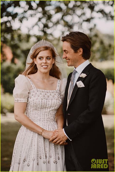 It was a private wedding in windsor, with the couple. Princess Beatrice & Edoardo Mapelli Mozzi's New Wedding ...