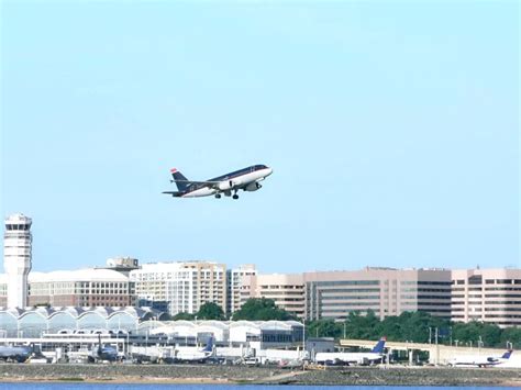 How To Get From Ronald Reagan Airport To Washington Dc The Nomadvisor