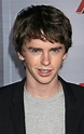 Edward Highmore | Celebrities lists.