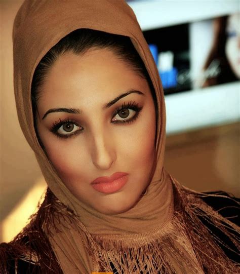Meryem Uzerli Top 10 Most Beautiful Afghan Women