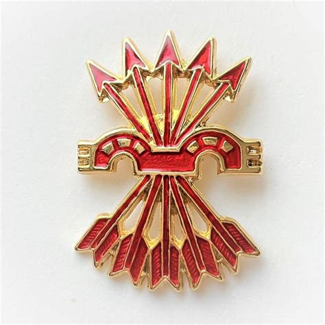 Metallic Badge Emblem Of Falange EspaÑola Spanish Falange Yoke And