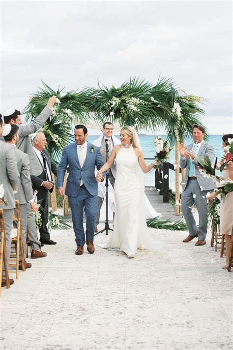 Outdoor Bahama Wedding At Grand Isle Resort And Spa Great Exuma 📷