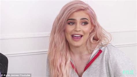 Kylie Jenner Denies Getting A And Boob Implants And Credits 16lb