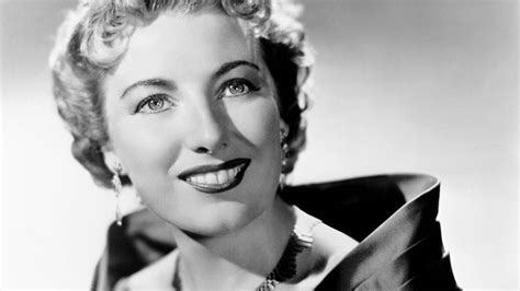 vera lynn facts iconic singer s age songs daughter husband and more revealed smooth