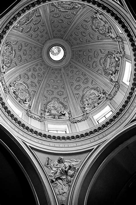 The pattern of ceilings in architecture. dome | Baroque architecture, Dome, Dome ceiling
