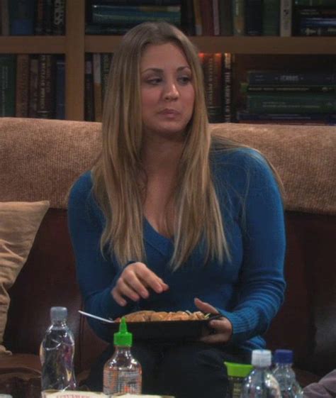 Wornontv Pennys Teal Blue Sweater On The Big Bang Theory Kaley
