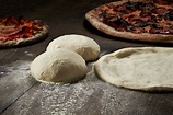 Pâte à pizza simple & cuisson de la pizza – Recette de base
