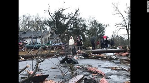 Mississippi Tornado At Least 4 Dead Damage Reported In Hattiesburg