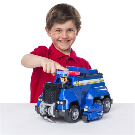 Paw Patrol Ultimate Rescue Chases Ultimate Police Cruiser With