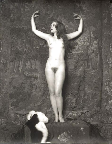Naked Women Erotic Art