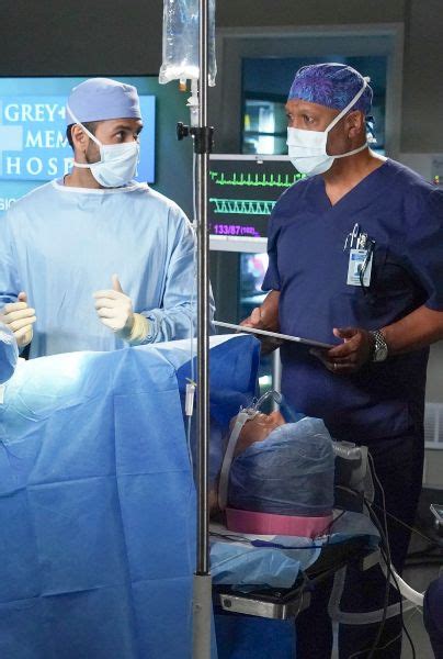 Grey S Anatomy Los 2 Miembros Del Drama De Abc Que Sí Son Médicos En La Vida Real Vader
