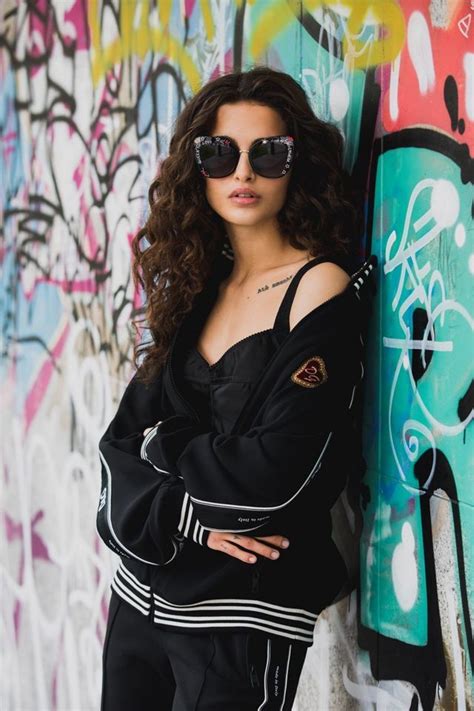 Chiara Scelsi Keeps Her Cool In Dolce And Gabbanas New Shades Fashion