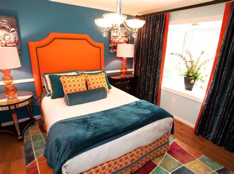 Teal + orange deliver a modern palette for all seasons. Orange and Teal Guest Bedroom