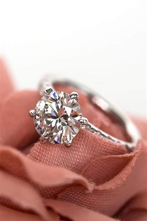 21 Simple Engagement Rings For Girls Who Love Classic Popular