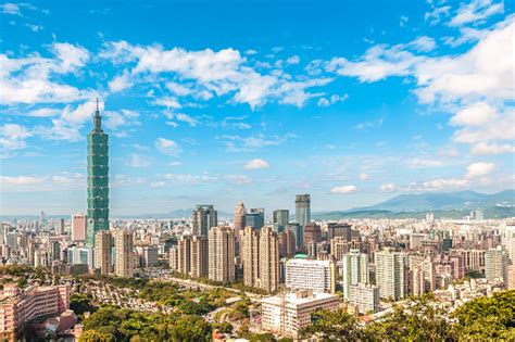 Taipei Skyline In Taiwan Stock Photo Download Image Now Istock