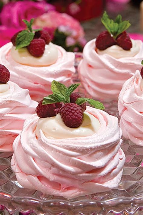 Swiss Meringues With White Chocolate Mousse Food Recipes