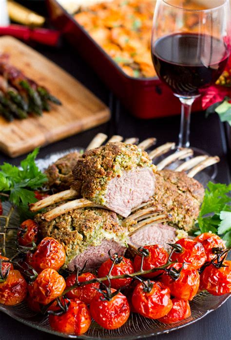 Christmas dinner consists of roast stuffed turkey and ham, mince pies, roast potatoes, brussels sprouts, and other vegetables. Christmas Nontraditional Dinner Menu : Christmas menu for ...