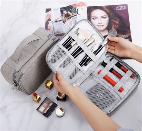 Rownyeon Travel Makeup Bag Cosmetic Case Makeup Bags Travel Portable
