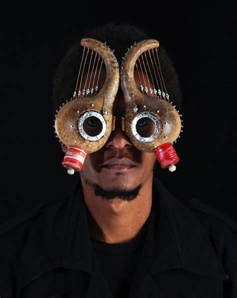 c stunners la colección de gafas escultóricas de cyrus kabiru