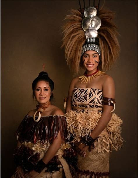 Pin By Krzysztof Kłyszewski On Indians Samoan Women Hawaiian