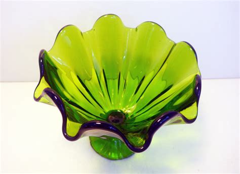 Vintage Green L E Smith Glass Vase Art Glass Bowl Pedestal Dish Ruffled Ruffle Ripple Edge