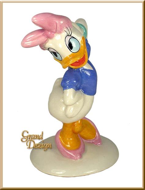 Daisy Duck Disney Mm4 Mm4 Royal Doulton Figurines Discount Prices Retired Antique