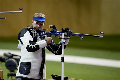 Péter sidi (born 11 september 1978 in komárom) is a hungarian sport shooter. Így lőtt egy pontot Sidi Péter