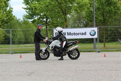 We did not find results for: Motorrad Schnupperfahrt - Fahren ohne Führerschein ...