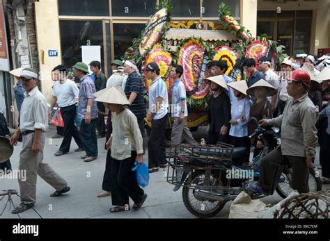 Procession Vietnam Funeral High Resolution Stock Photography And Images
