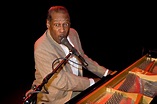 Little Willie Littlefield,blues singer, boogie-woogie pianist, dies at ...