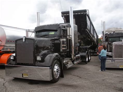 Old truck trader