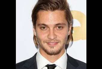 Luke Grimes La Soir E Gq Men Of The Year Paperblog