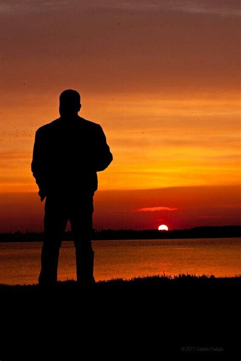 Alone At تالله Sunset Sunset Background Pictures Pictures
