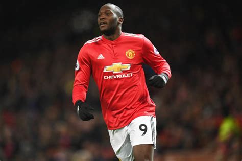 The juventus forward has been under consideration, with united aware of his availability all summer. Man Utd News: Romelu Lukaku BLASTED after Man City display ...