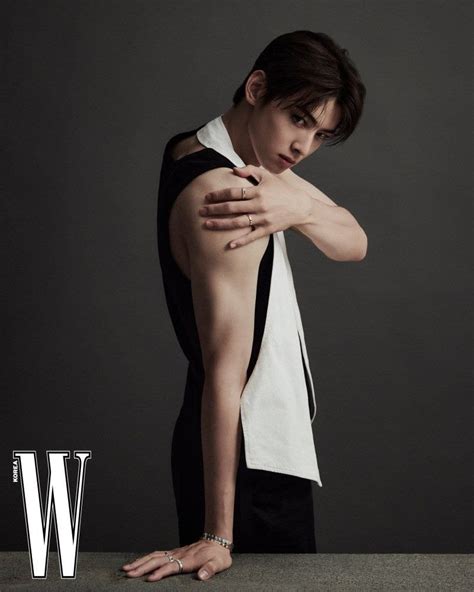 Astros Cha Eunwoo Shows Off Toned Biceps In Recent Photoshoot Koreaboo