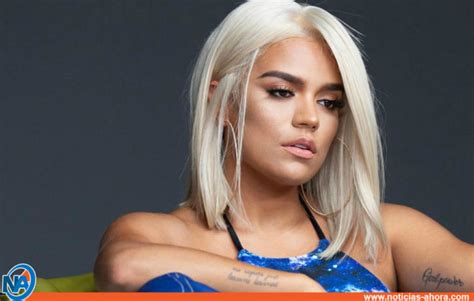 Extravagante Karol G sorprendió con nuevo cambio de look