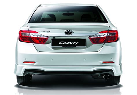 Toyota Camry Xv50 Launched Rm150k To Rm181k Camry 25v White Pearl