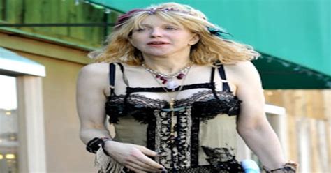 Afternoon Fix Is This What Courtney Love Wears When She Crazy Blogs